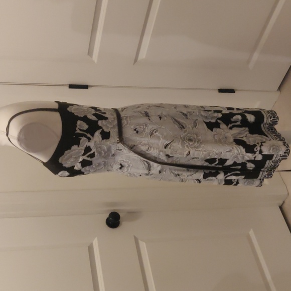 Ann Taylor Brown & White Floral Pattern A-Line Sun Dress sz 6P - Picture 5 of 8